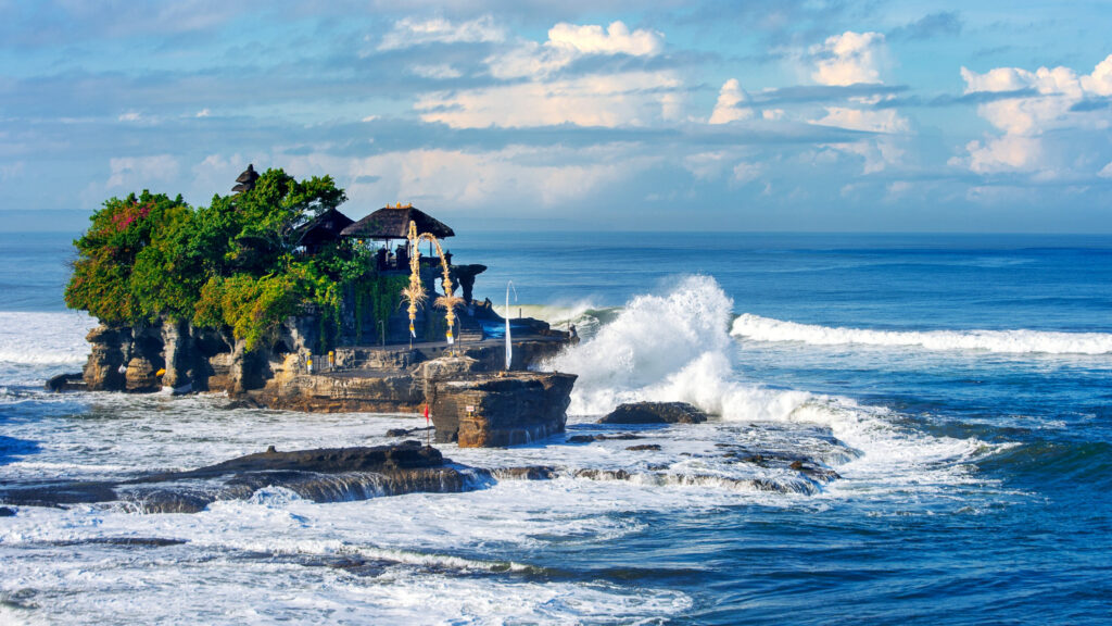 tanah lot bali