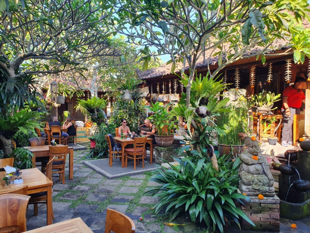 Warung Makan Bu Rus Ubud