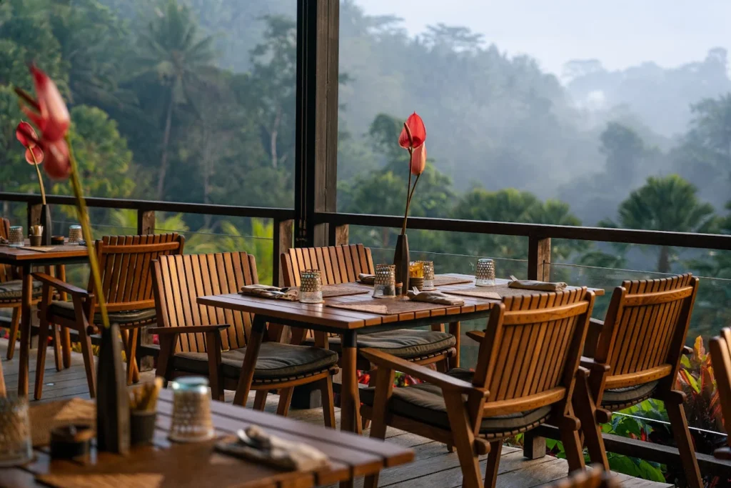 Jungle Fish – Ubud, Cafe Instagrammable di Bali