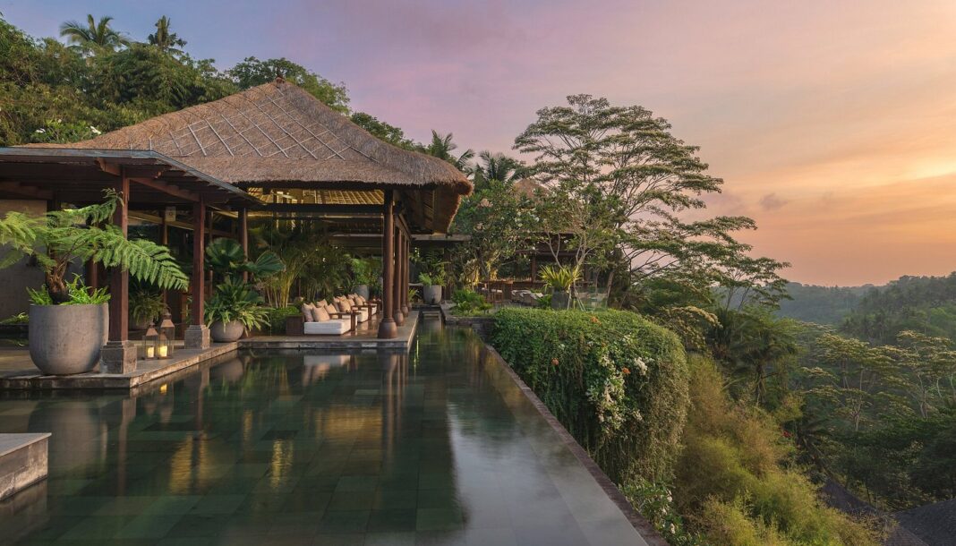 Review Ambar Ubud Bar