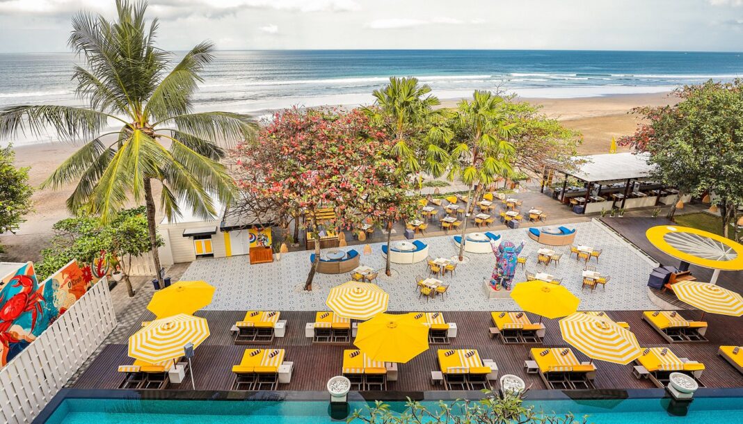Ocean Grand Beach Bali, Restoran Tepi Pantai di Bali