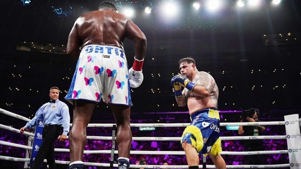 duel tinju paling ditunggu tahun ini