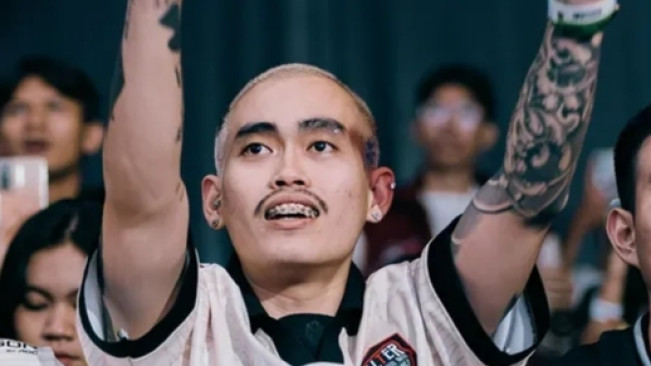 Mister Aloy content creator