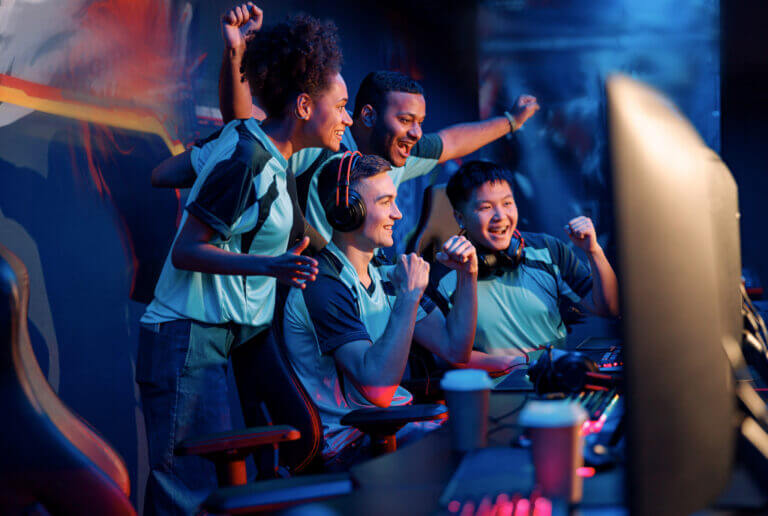 Esports vs Olahraga Tradisional