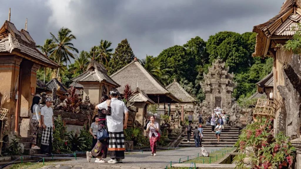 Etika Wisata Budaya Bali