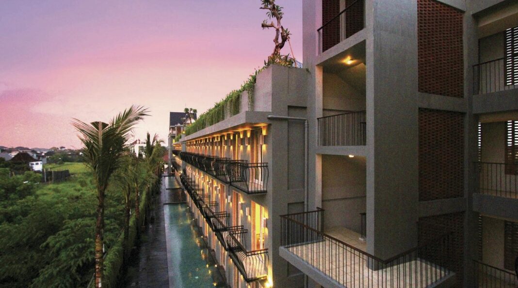 penginapan di canggu, Frii Bali Echo Beach