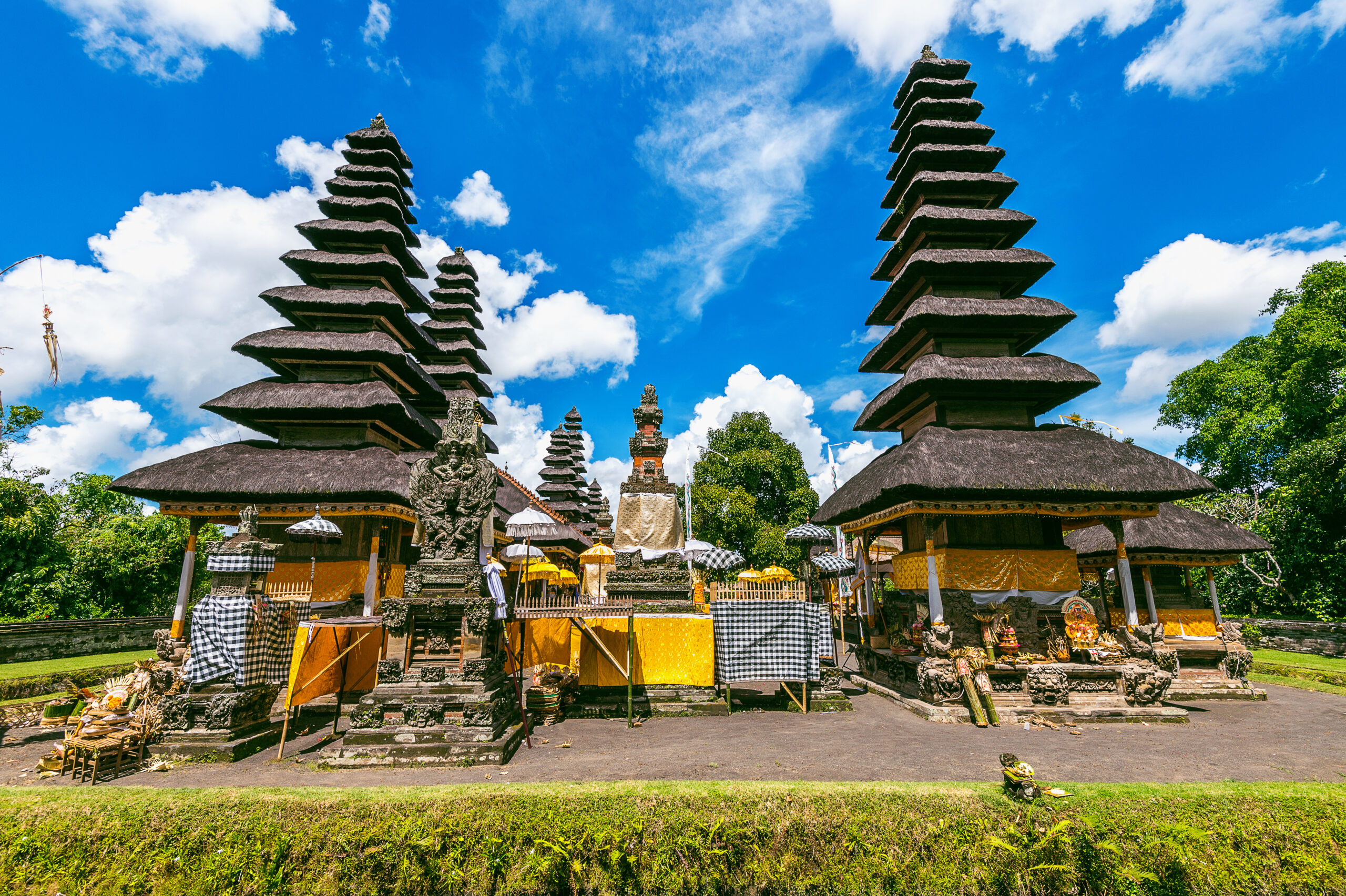 Pura Taman Ayun, salah satu destinasi budaya dalam rekomendasi aktivitas di Bali